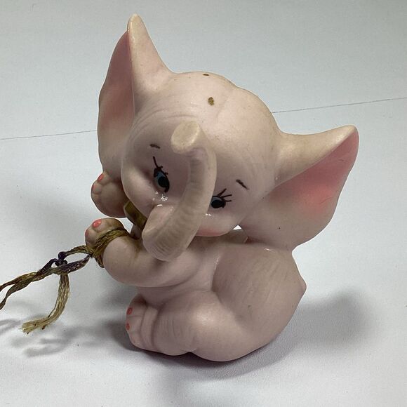 Vtg Papel Japan Pink Elephant Figure Ceramic With Tag Pinky Says Rings Luck - Picture 2 of 11